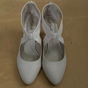 Life Stride heels size 7.5 M